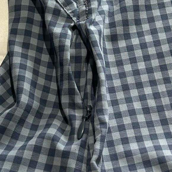 Kuhl Ezra Shirt Women M Blue Gingham Button Front Roll Sleeve NWOT Performance - Picture 9 of 16